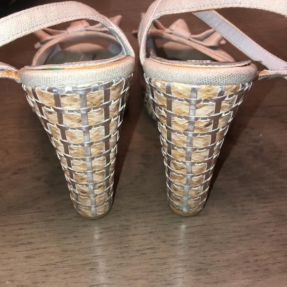 White House Black market￼ grey wedges - Picture 3 of 6